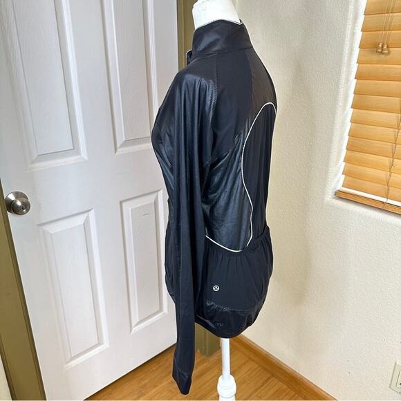 Lululemon Black Paceline Zip Up Jacket. Rare.⭐️⭐️ - Picture 6 of 11